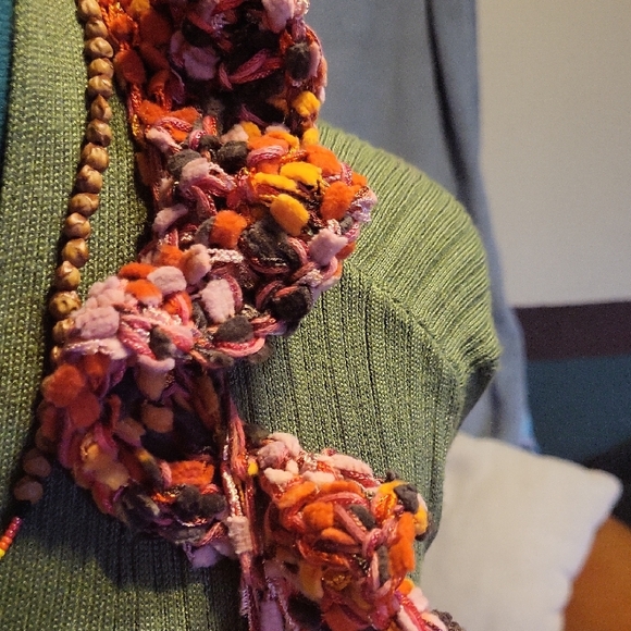 Pink Ruffle Scarf - Picture 3 of 4